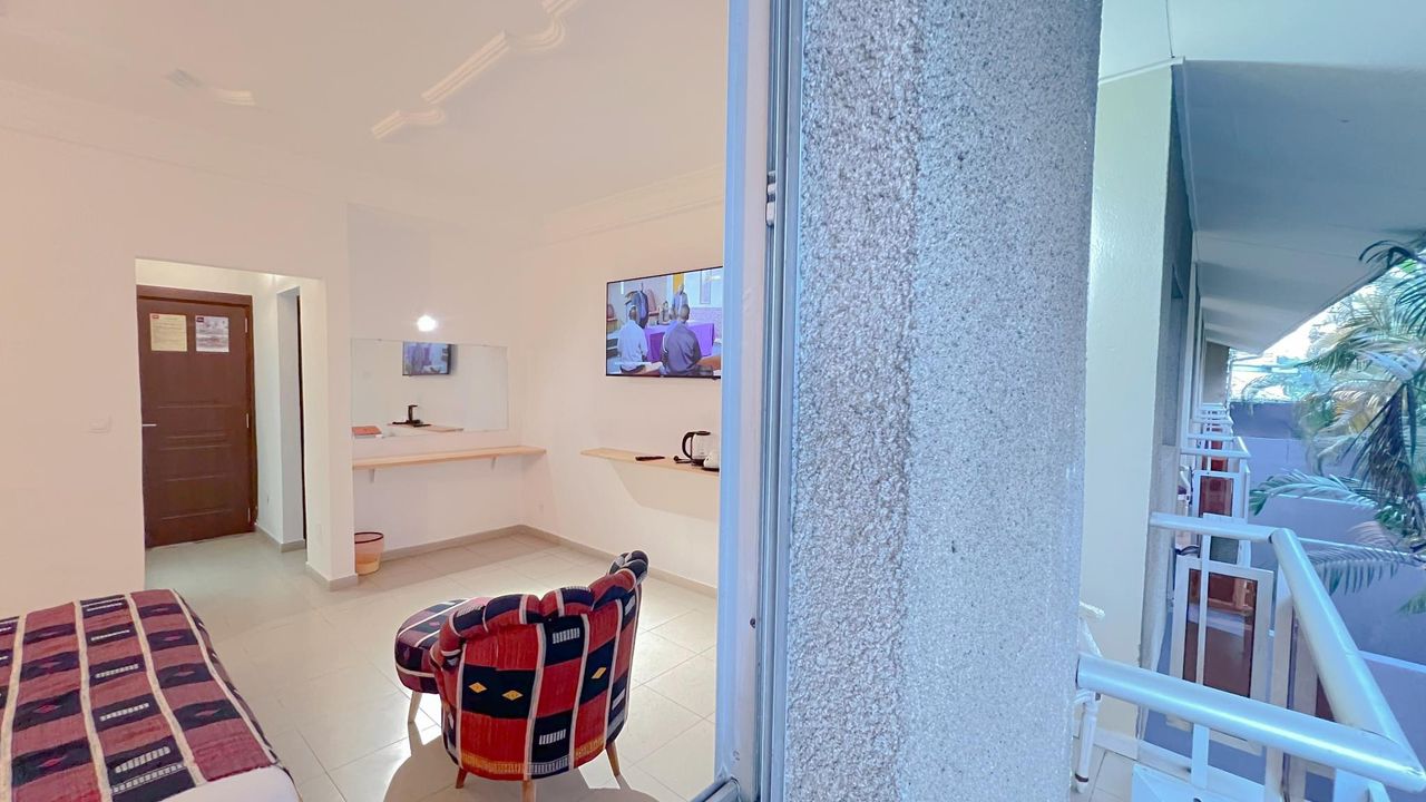 WhatsApp Image 2025-05-17 at 18.23.16 (1)